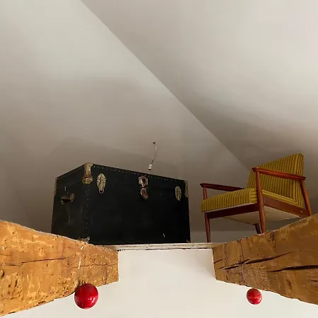 Sweet House Of Iz Vikendica *