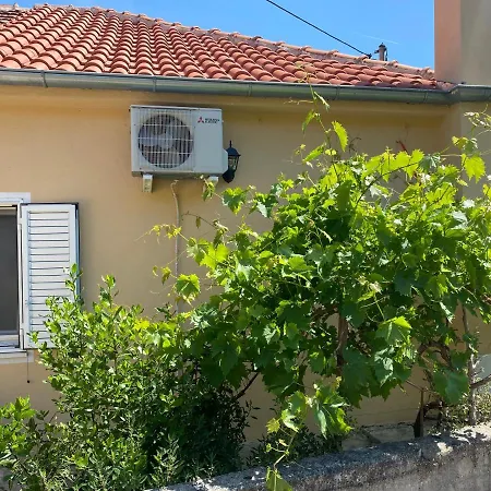 Sweet House Of Iz *